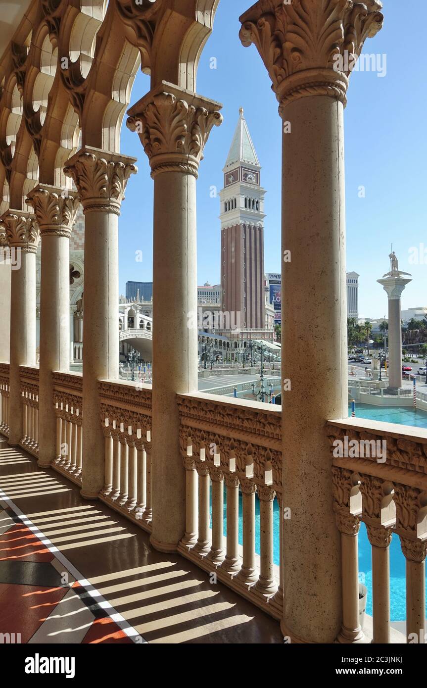 LAS VEGAS, NV - 6 JUN 2020- Außenansicht des Venetian Las Vegas, einem Luxushotel und Casino, in Las Vegas, Nevada, eine Nachbildung von Venedig, Stockfoto