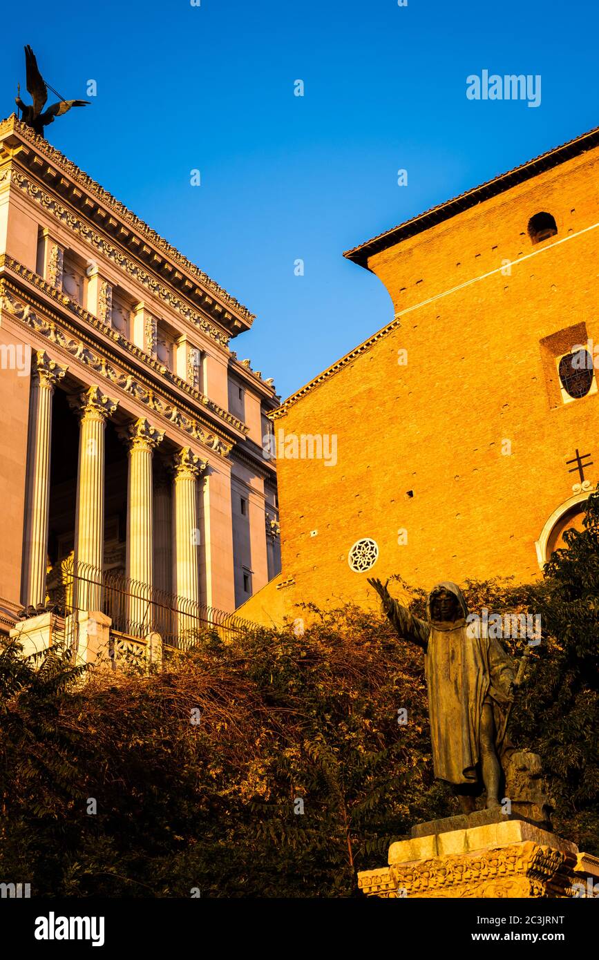 Rückseite des Campidoglio Platzes bei Sonnenuntergang in Rom, Italien Stockfoto