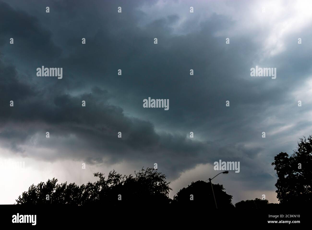 Regal Wolke eines schweren Gewitters Stockfoto