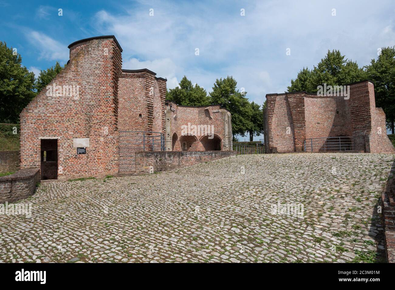 Reste des westlichen Stadttores der Festungsstadt Hulst in den Niederlanden auch als Keldermanspoort bekannt Stockfoto
