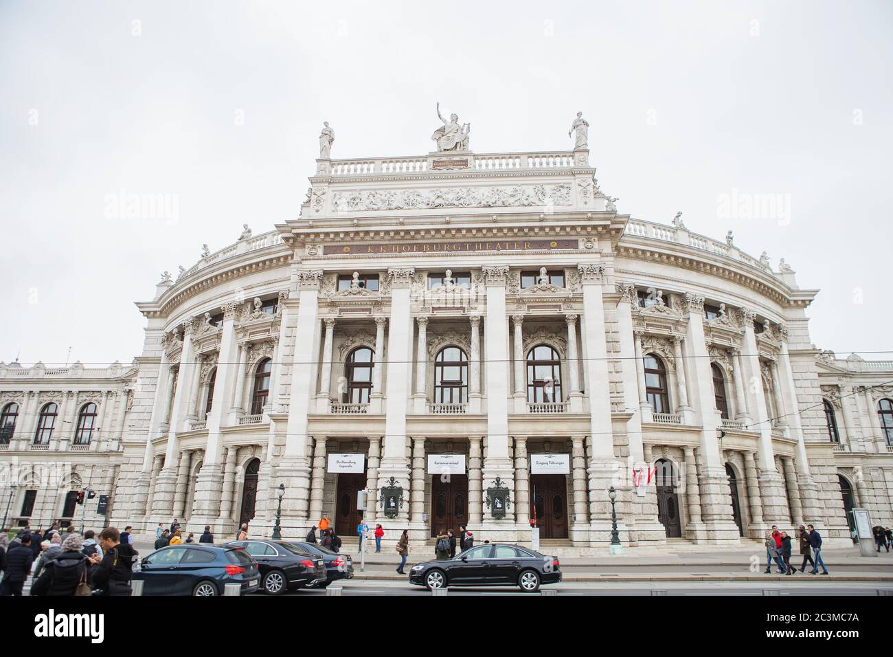 Wien, Österreich - 24. November 2018: Das Burgtheater, ursprünglich K.K. genannt Theater an der Burg, dann bis 1918 als K.K. Hofburgtheater, Österreich Stockfoto