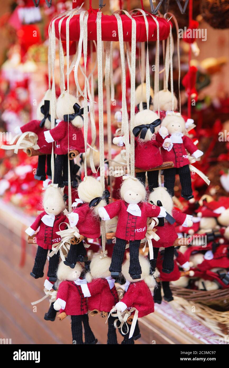 Mozart Geschenkeladen Stockfotos Und Bilder Kaufen Alamy