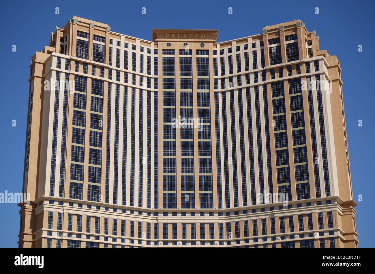 LAS VEGAS, NV - 6 JUN 2020 - Außenansicht des Palazzo im Venetian Hotel, einem Luxushotel und Kasino am Strip in der Innenstadt von Las Vega Stockfoto