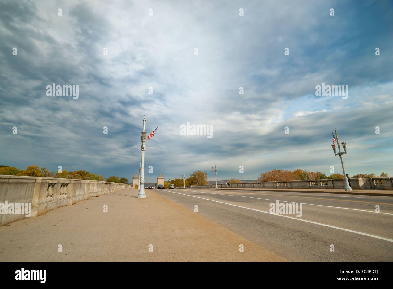 Breite Straße über Wilkes-Barre Market Street Bridge, Pennsylvania, USA Stockfoto