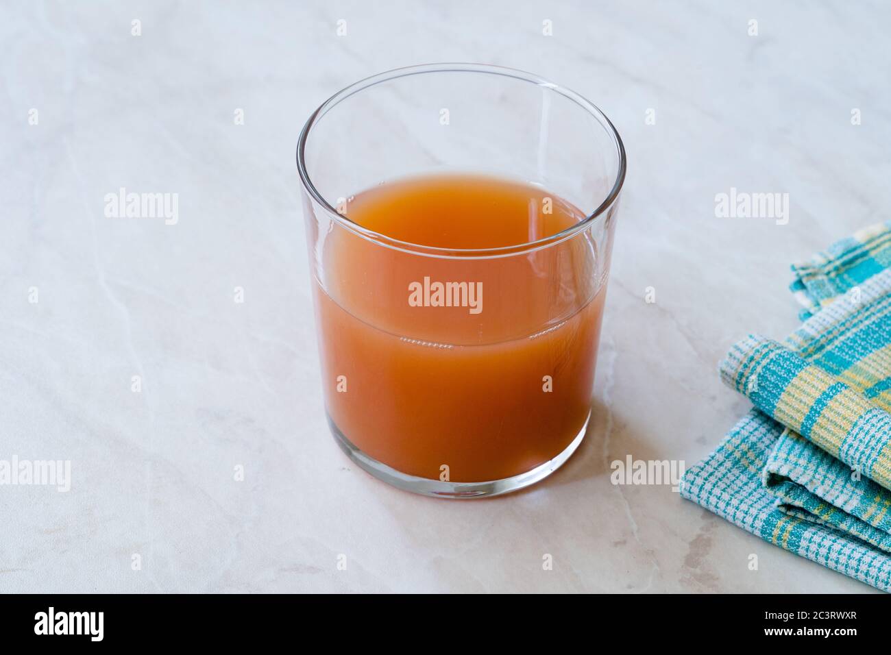 Blut Orange Fruchtsaft Soda Gesund Bio Erfrischend Kalt Getränke. Bereit zum Trinken. Stockfoto