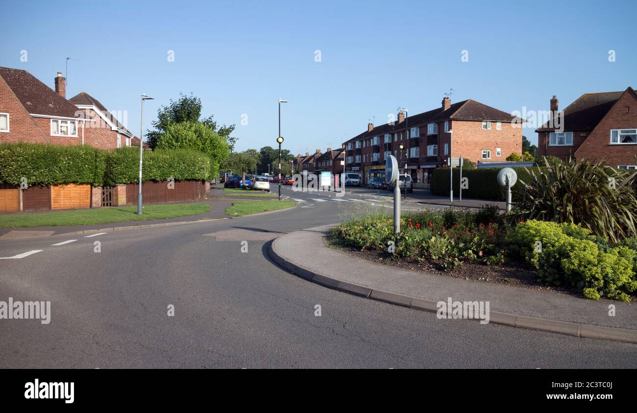 Eine Verkehrsinsel in Shakespeare Avenue, Forbes Estate, Warwick, Warwickshire, England, Großbritannien Stockfoto