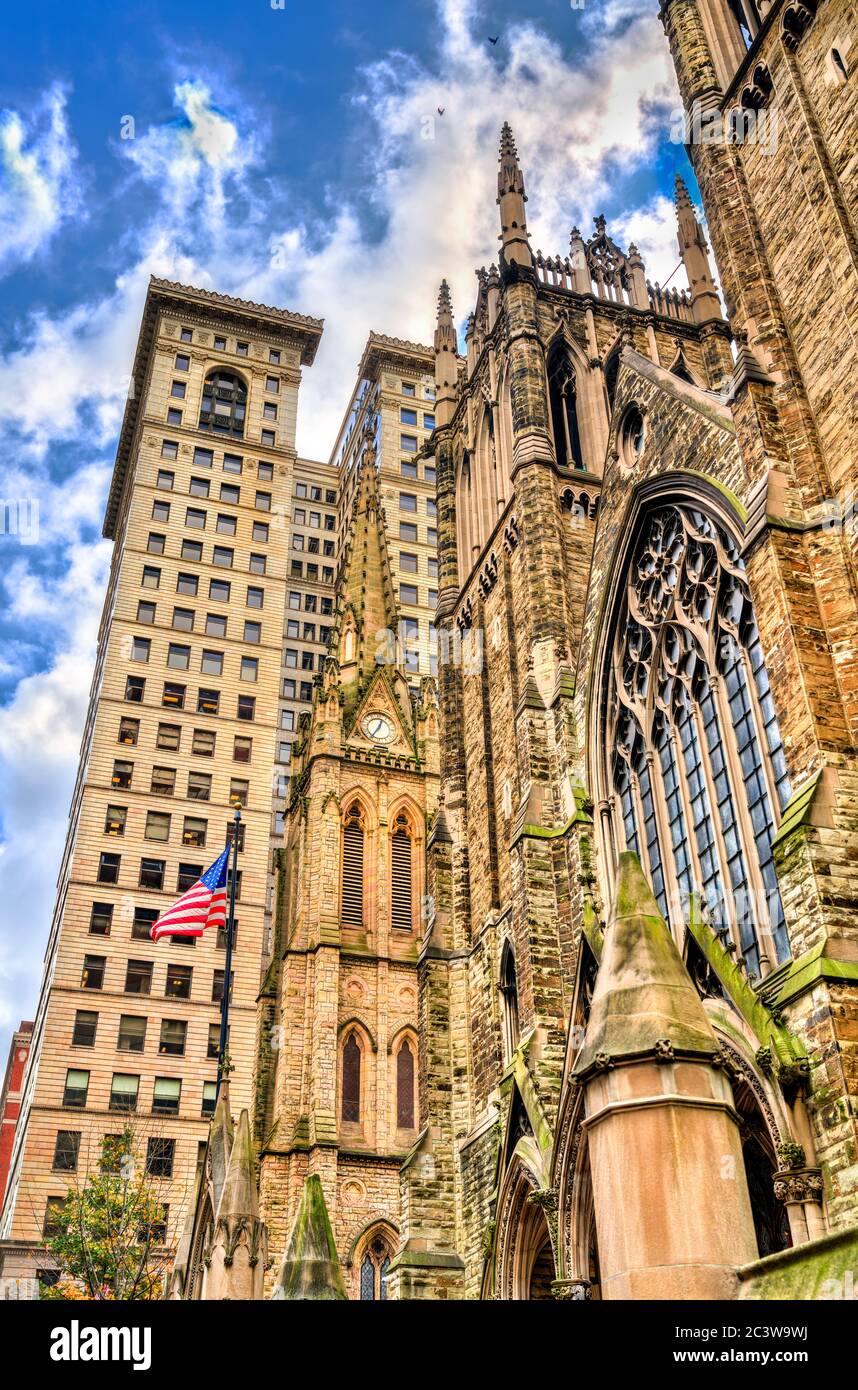 Trinity Cathedral und First Presbyterian Church in Downtown Pittsburgh, Pennsylvania Stockfoto