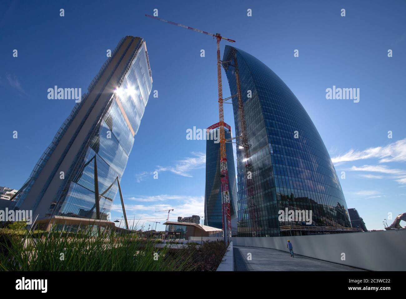 Ein schönes Foto der Wolkenkratzer von citylife bei Tag, Mailand, Italien Stockfoto