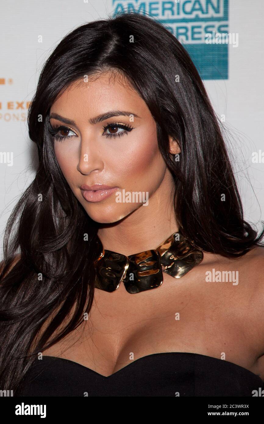 NEW YORK - APRIL 27: Kim Kardashian nimmt am 27. April 2009 an der Premiere von "Wonderful World" beim Tribeca Film Festival in New York Teil Stockfoto