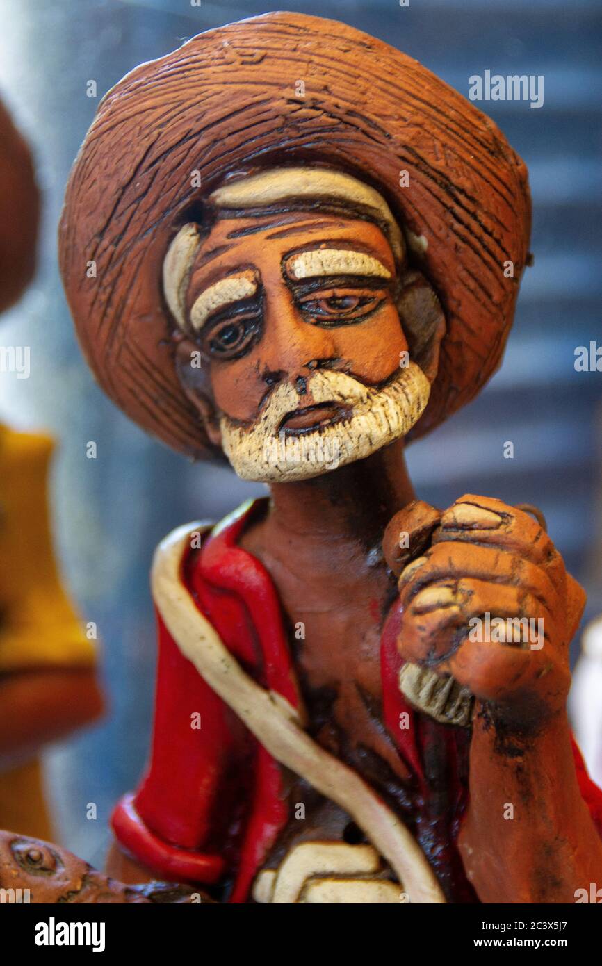 Typische handgemachte handwerkliche Stücke der traditionellen brasilianischen Kunst in der Stadt Natal, Rio Grande do Norte, Brasilien. Stockfoto