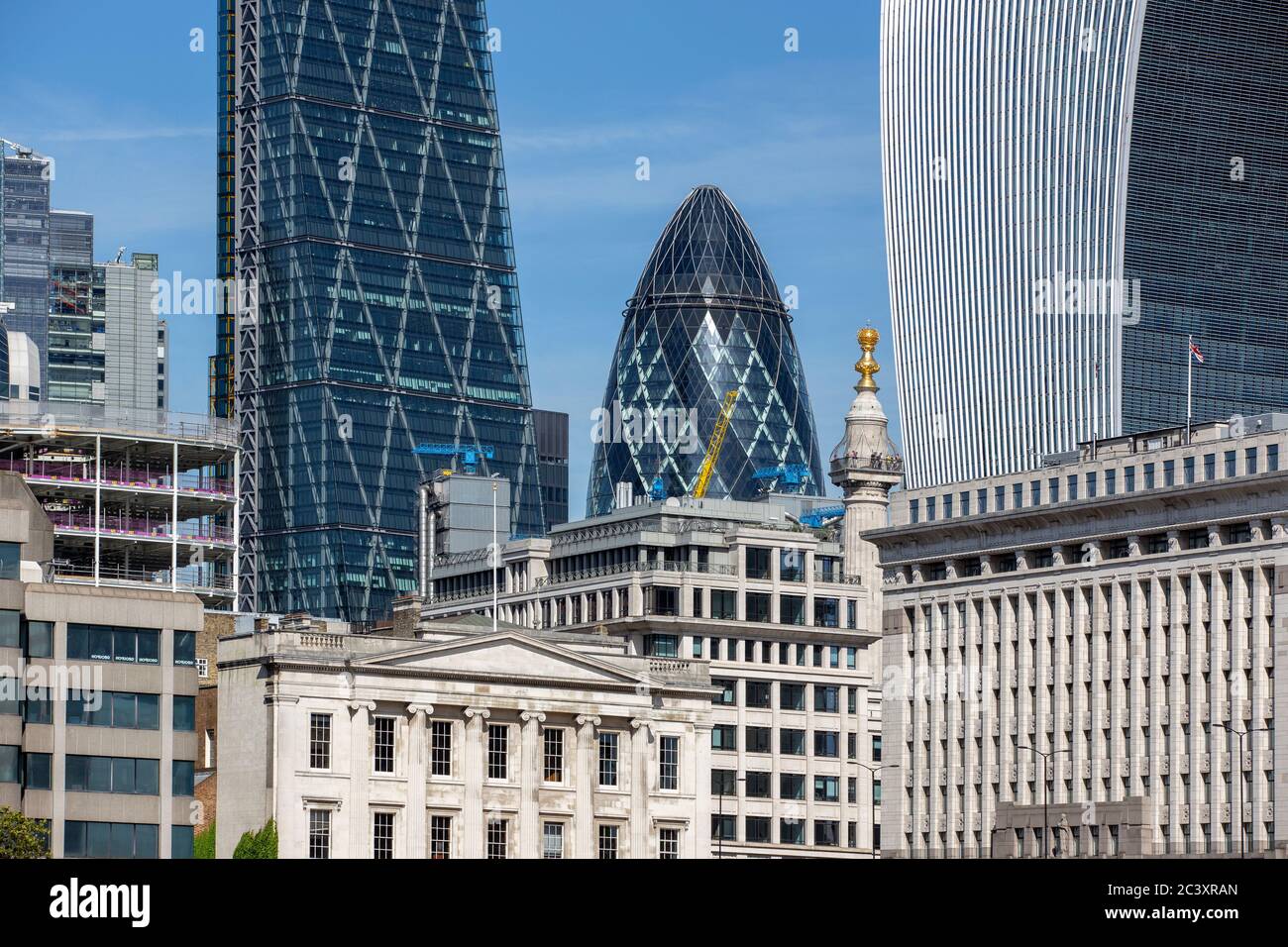 Skyline von London am Fluss thame, England, Großbritannien Stockfoto