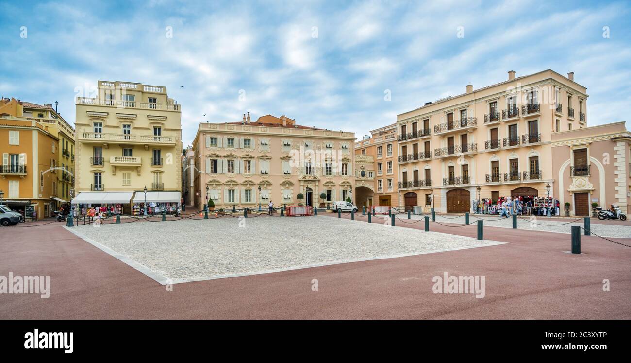 Place du Palais neben dem Fürstenpalast von Monaco, Fürstentum Monaco Stockfoto