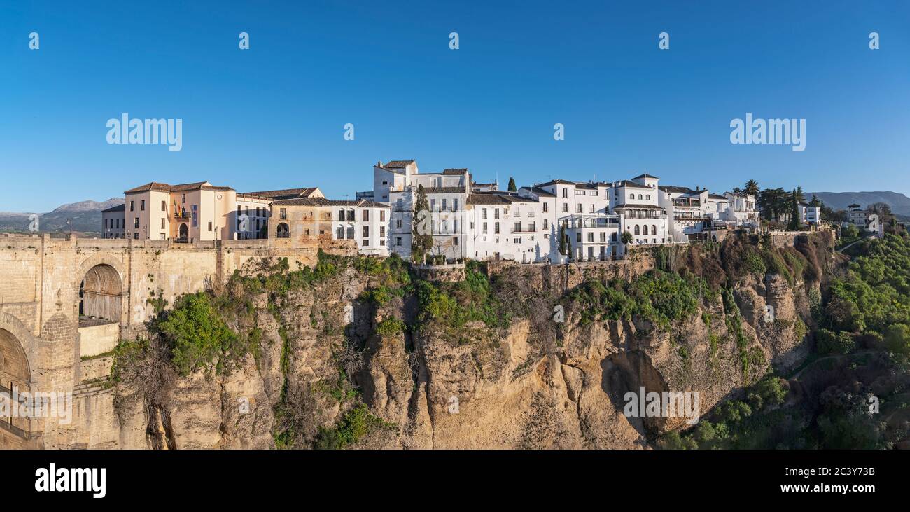 Spanien, Ronda, Altstadt auf einer Klippe Stockfoto