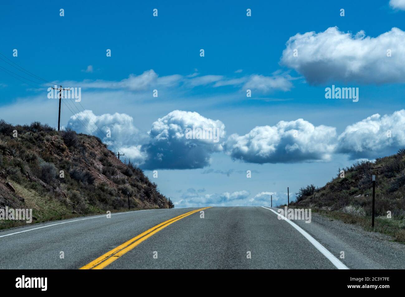 USA, Idaho, Sun Valley, Wolken über Autobahn Stockfoto