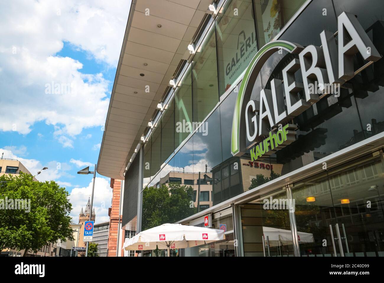 Galeria Kaufhof Kaufhof in Frankfurt am Main, Deutschland, an der Hauptwache, Einkaufsstraße Zeil. Stockfoto