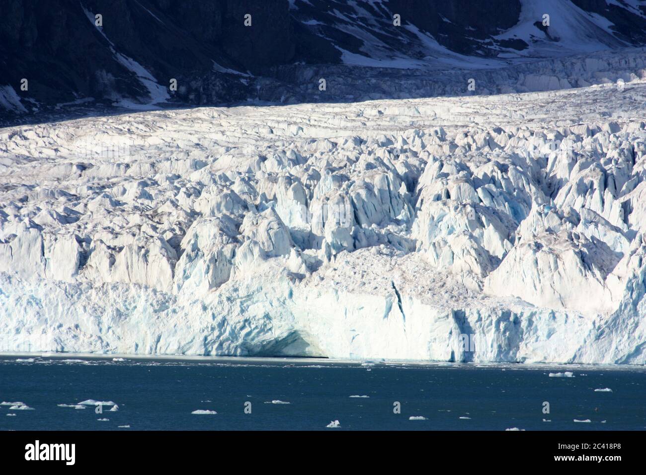 Fjortende Julibreen Gletscher auf der Insel Spitzbergen Stockfoto