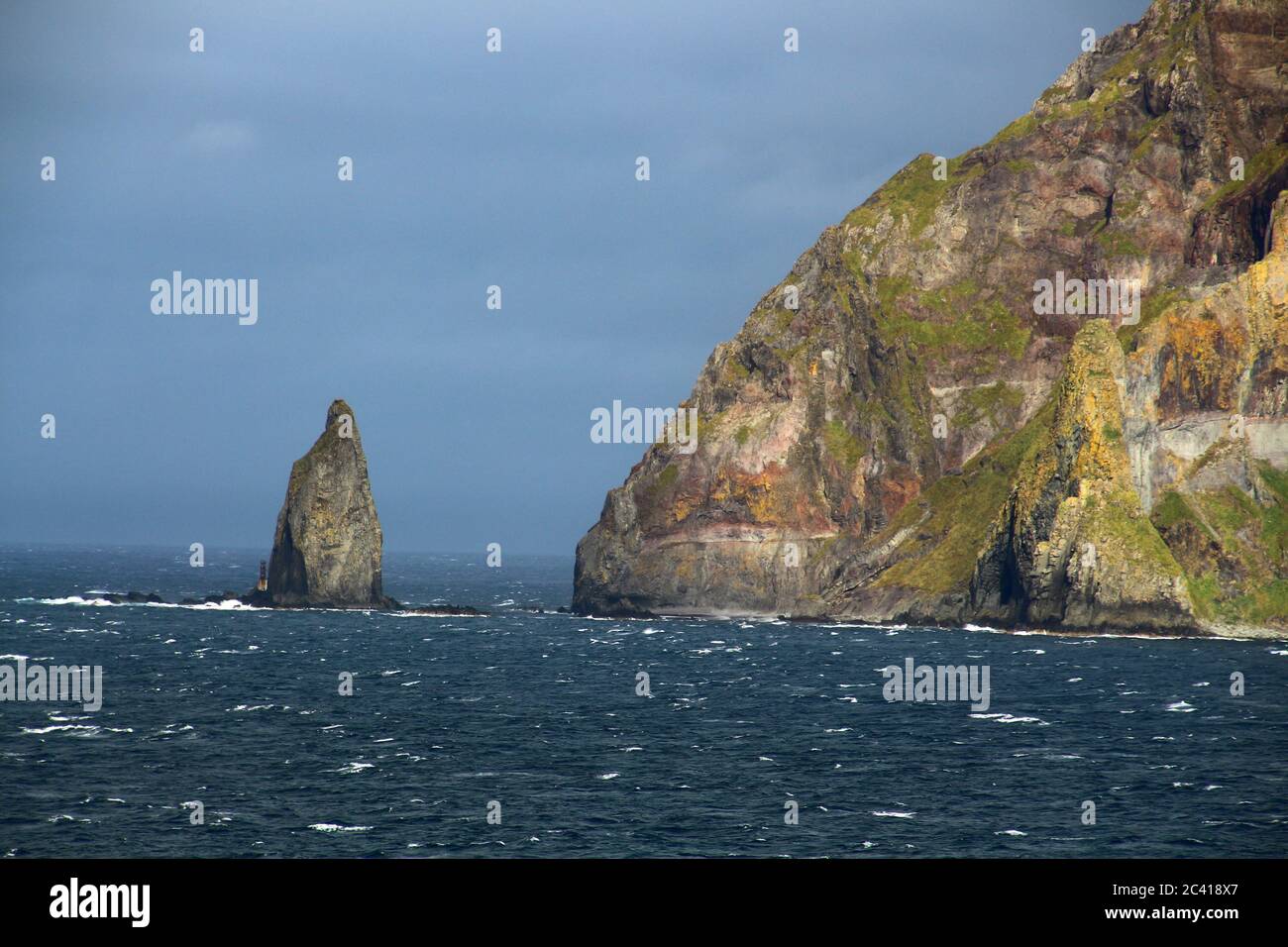 Alaska, Küste von Unalaska Island, Aleutian Islands, Vereinigte Staaten Stockfoto