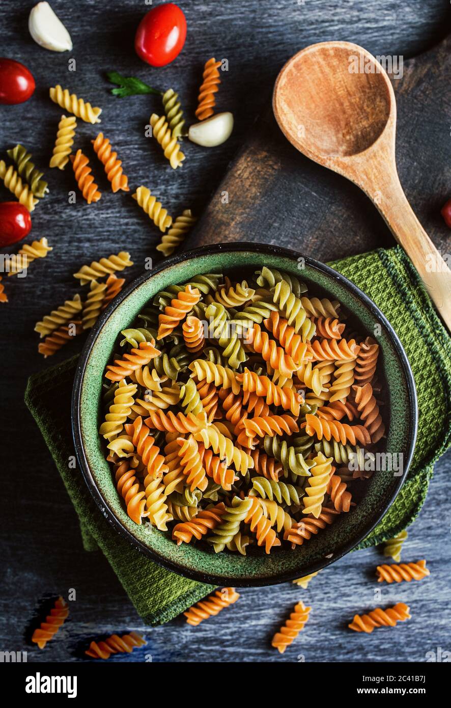 Hausgemachte Pasta und Tomaten Essen Fotografie Stockfoto