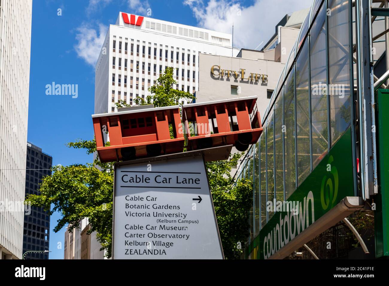 Wellington, Neuseeland: Eingang zur Standseilbahn der 'Wellington Cable Car' am Lambton Quay Stockfoto