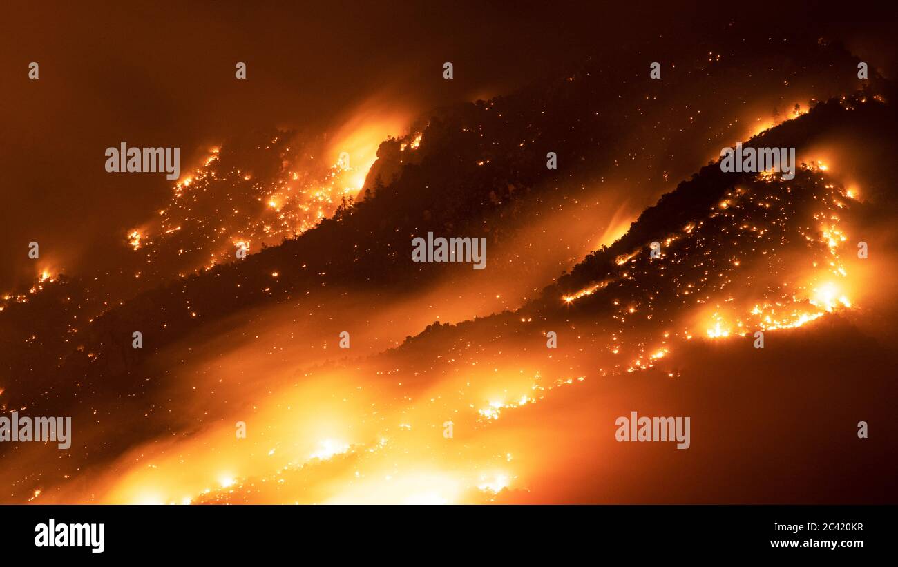 Bighorn Feuer wütet in den Santa Catalina Mountains, Tucson, Arizona, USA Stockfoto