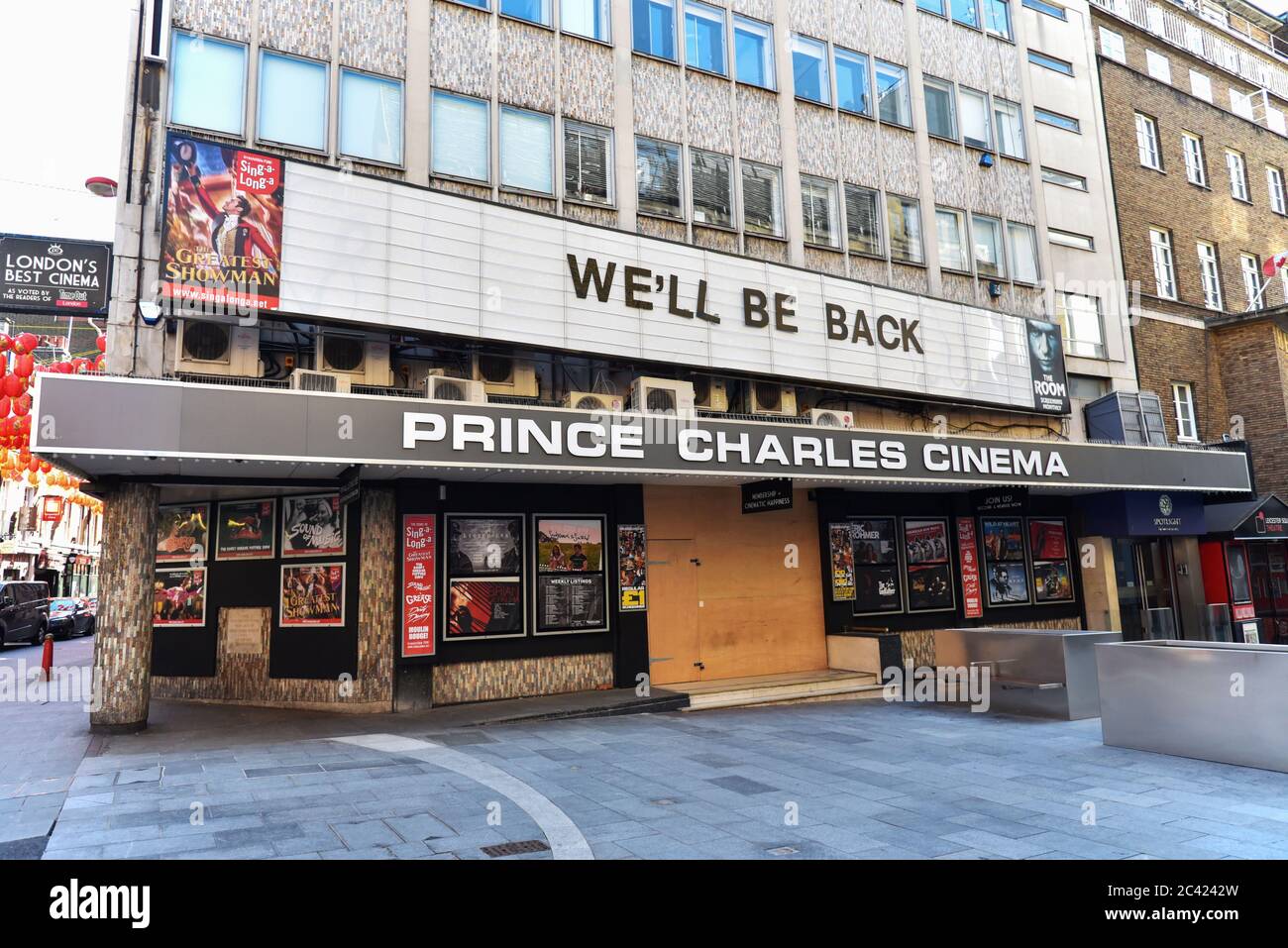 Das Prince Charles Kino in London.der britische Premierminister Boris Johnson kündigte an, dass Kinos ab dem 4. Juli in England als Einschränkungen der Coronavirus Lockdown Ease wieder eröffnet werden können. Stockfoto