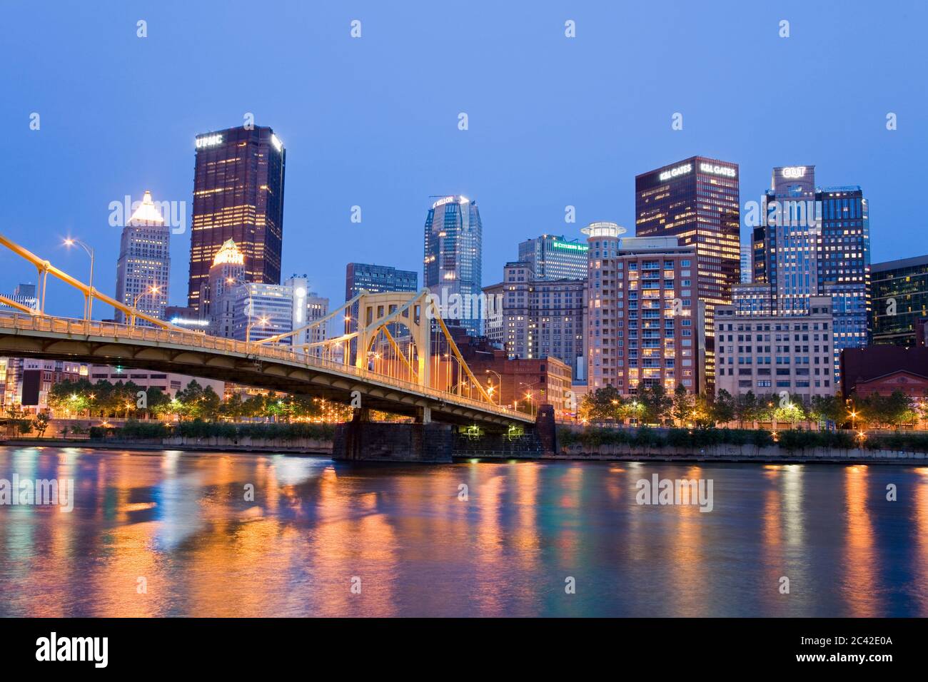 Andy Warhol Bridge (7th Street Bridge) über den Allegheny River, Pittsburgh, Pennsylvania, USA Stockfoto