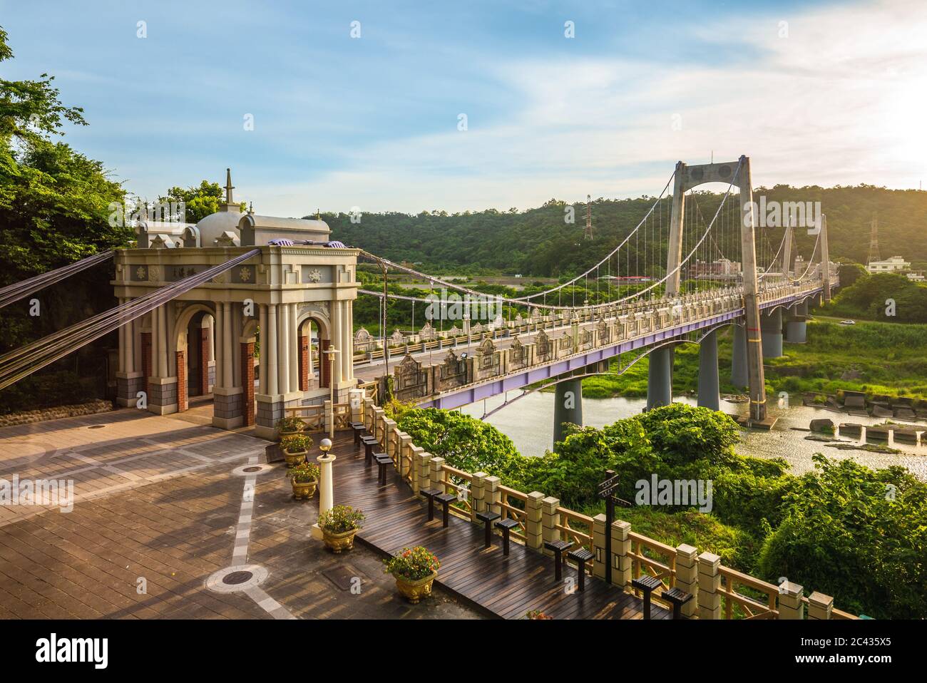 Daxi Hängebrücke in taoyuan, taiwan. Die Übersetzung des chinesischen Textes ist 'Daxi Brücke' Stockfoto