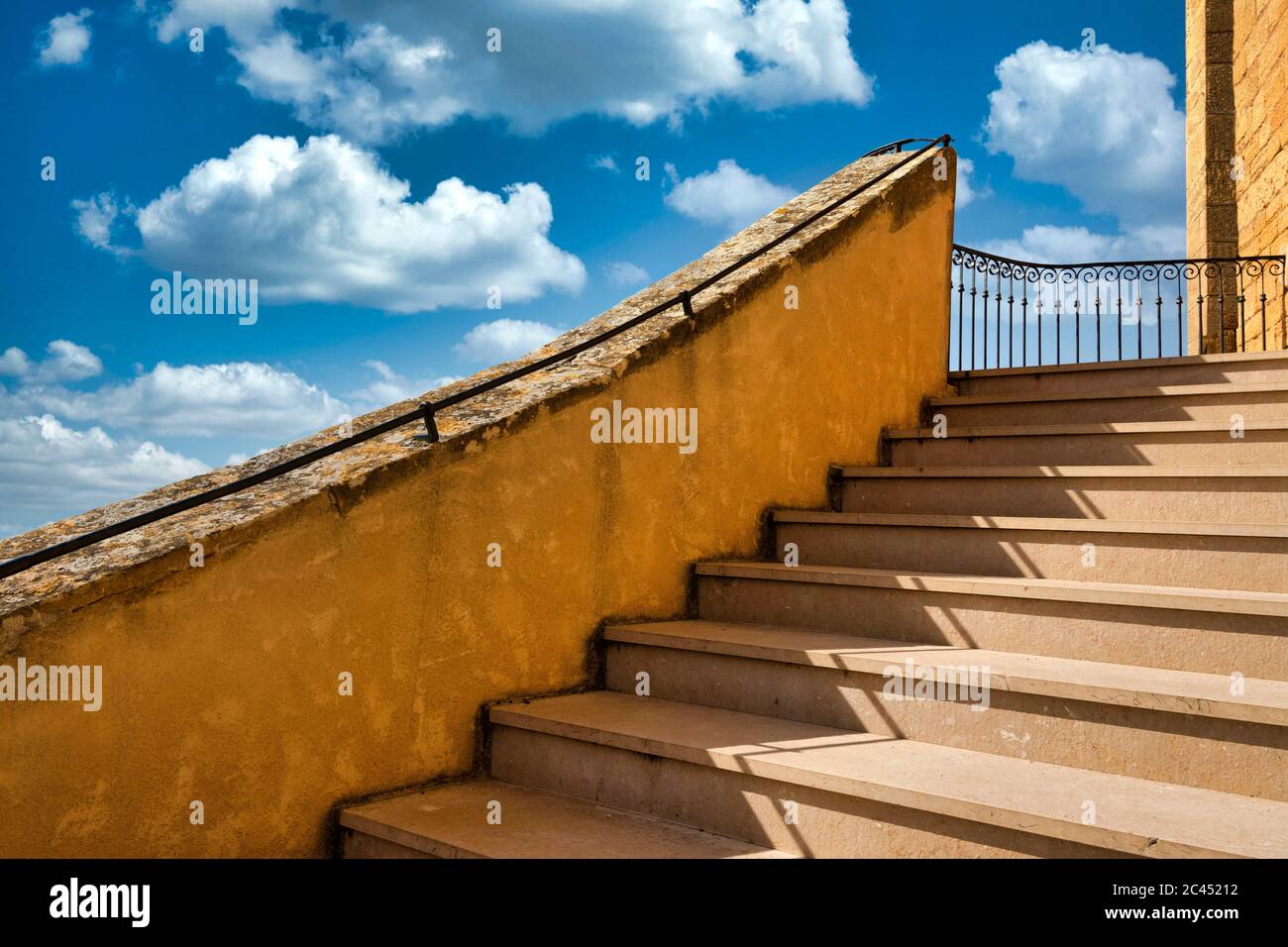 Satz Steintreppen Stockfoto