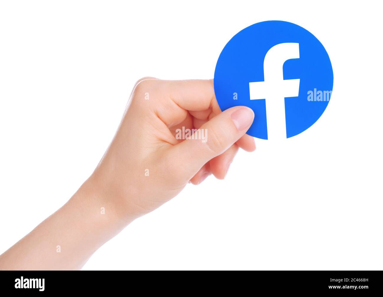 Kiew, Ukraine - 15. Mai 2019: Hand hält neues Facebook-Logo auf Papier gedruckt. Facebook ist ein bekannter Dienst für soziale Netzwerke Stockfoto