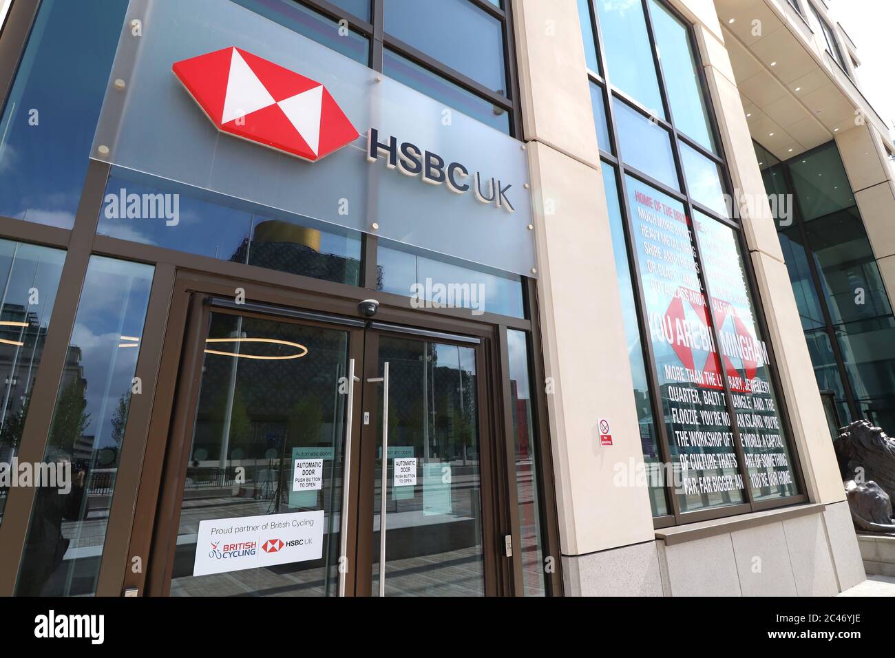 Das neue HSBC-Bankgebäude in der Broad Street, Birmingham. Die Bank eröffnete das Gebäude im Jahr 2019. Stockfoto