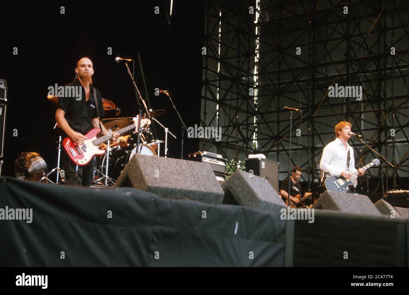 Queens of the Stoneage beim Leeds Festival 2001. Stockfoto