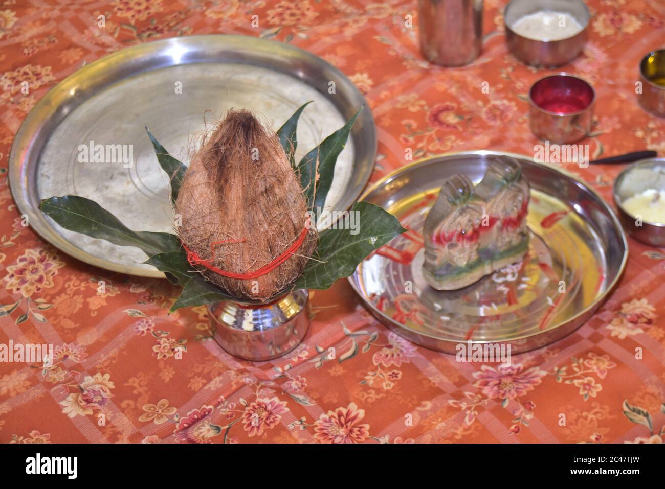 Anbetung von Kalasha Stockfoto