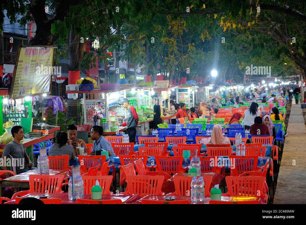 Makassar Indonesia - Street Food Restaurants Stockfoto