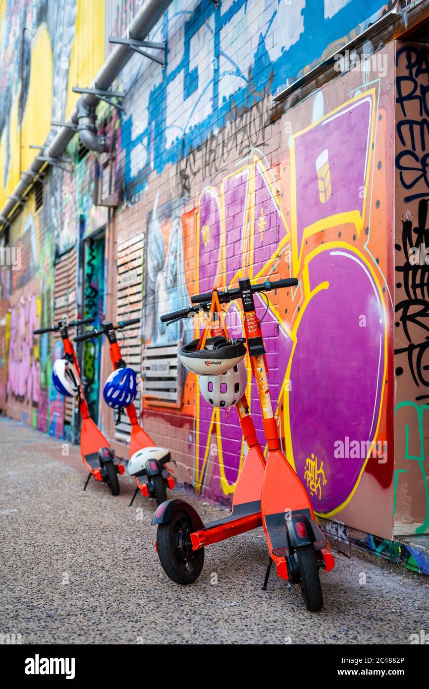 Elektro-Scooter in Darwin City Stockfoto