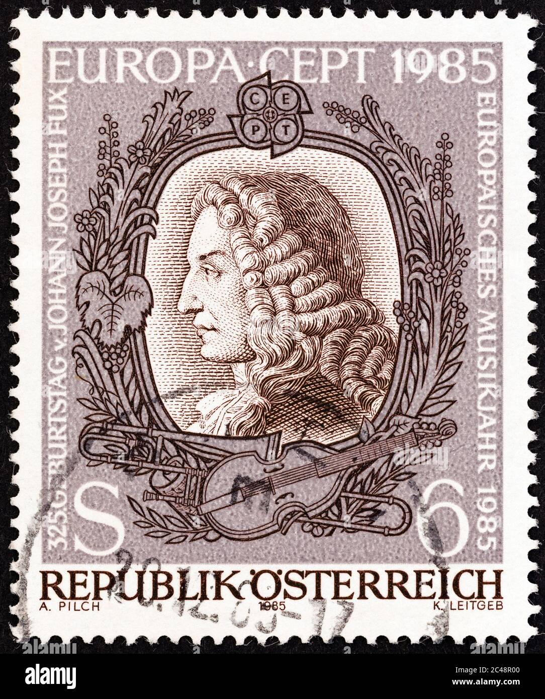 ÖSTERREICH - UM 1985: Eine in Österreich gedruckte Briefmarke aus der 'Europa. Die Ausgabe des Musikjahres zeigt Johann Joseph Fux (Komponist), um 1985. Stockfoto
