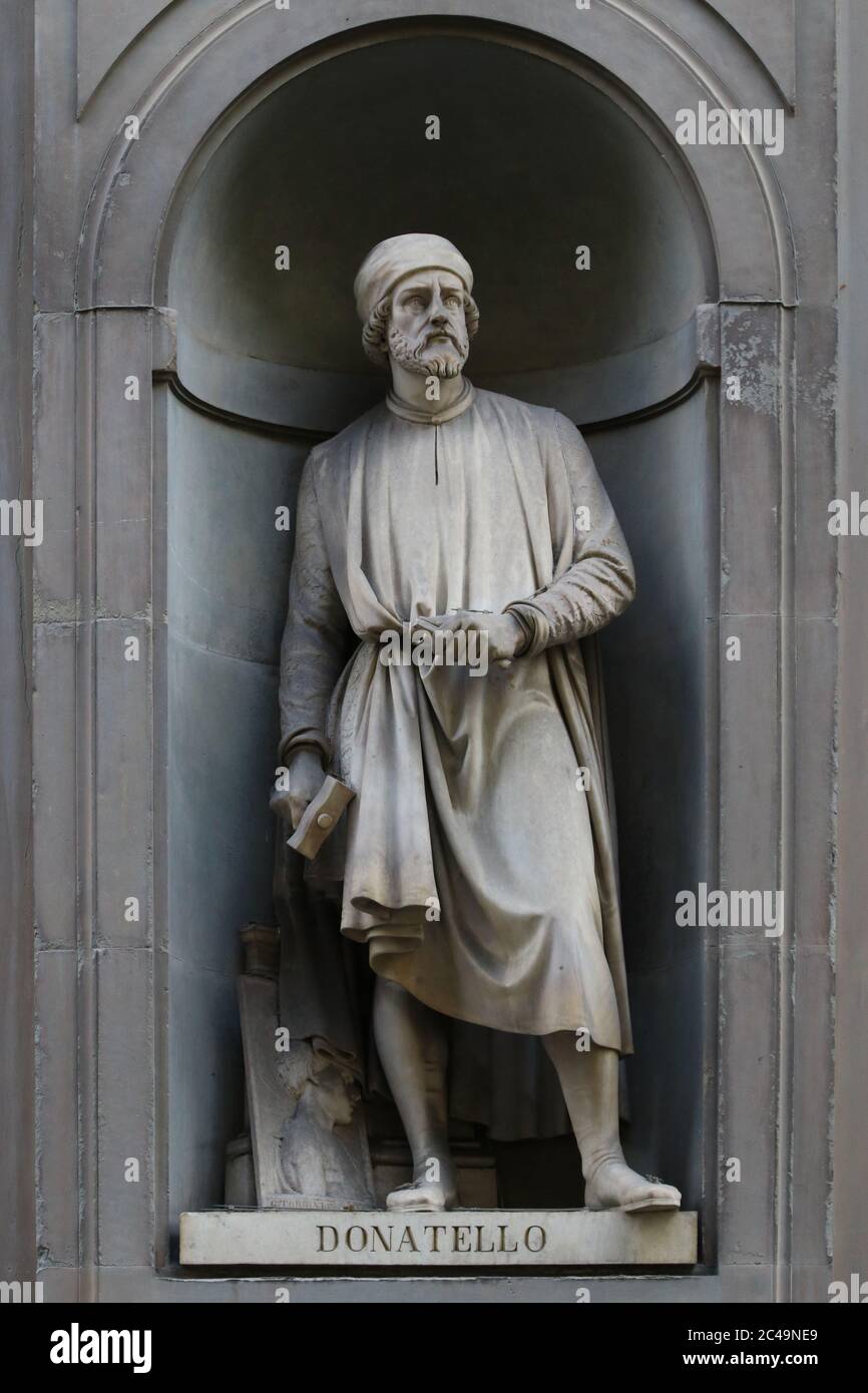 Donatello Statue im Freien die Uffizien Museum in Florenz, Toskana, Italien, touristischer Ort Stockfoto