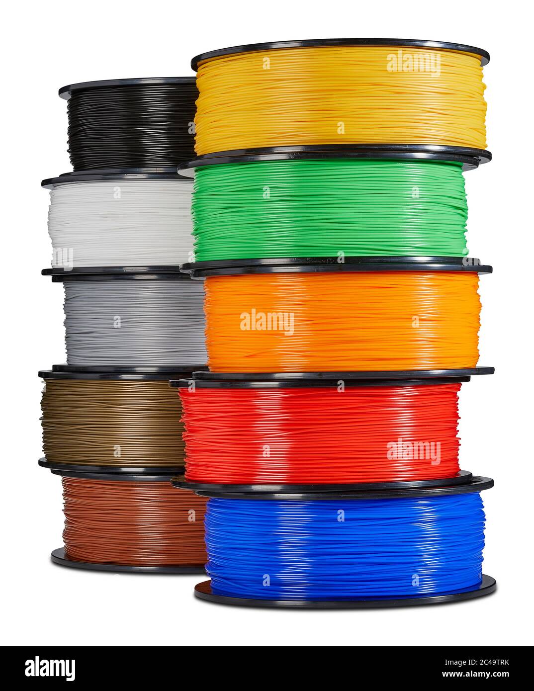 Mehrfarbige 3D-Drucker-Filamente in einer Reihe auf weißem Hintergrund Stockfoto
