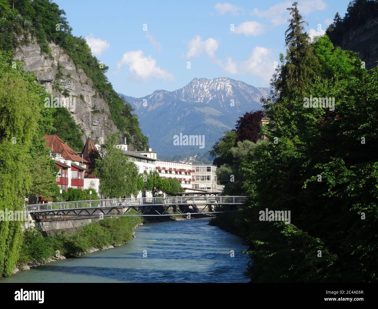 Schöne österreichische Natur und Architektur. Feldkirch und Bregenz sind tolle Unterkünfte. Berge und Städte, kein Flauer Stockfoto