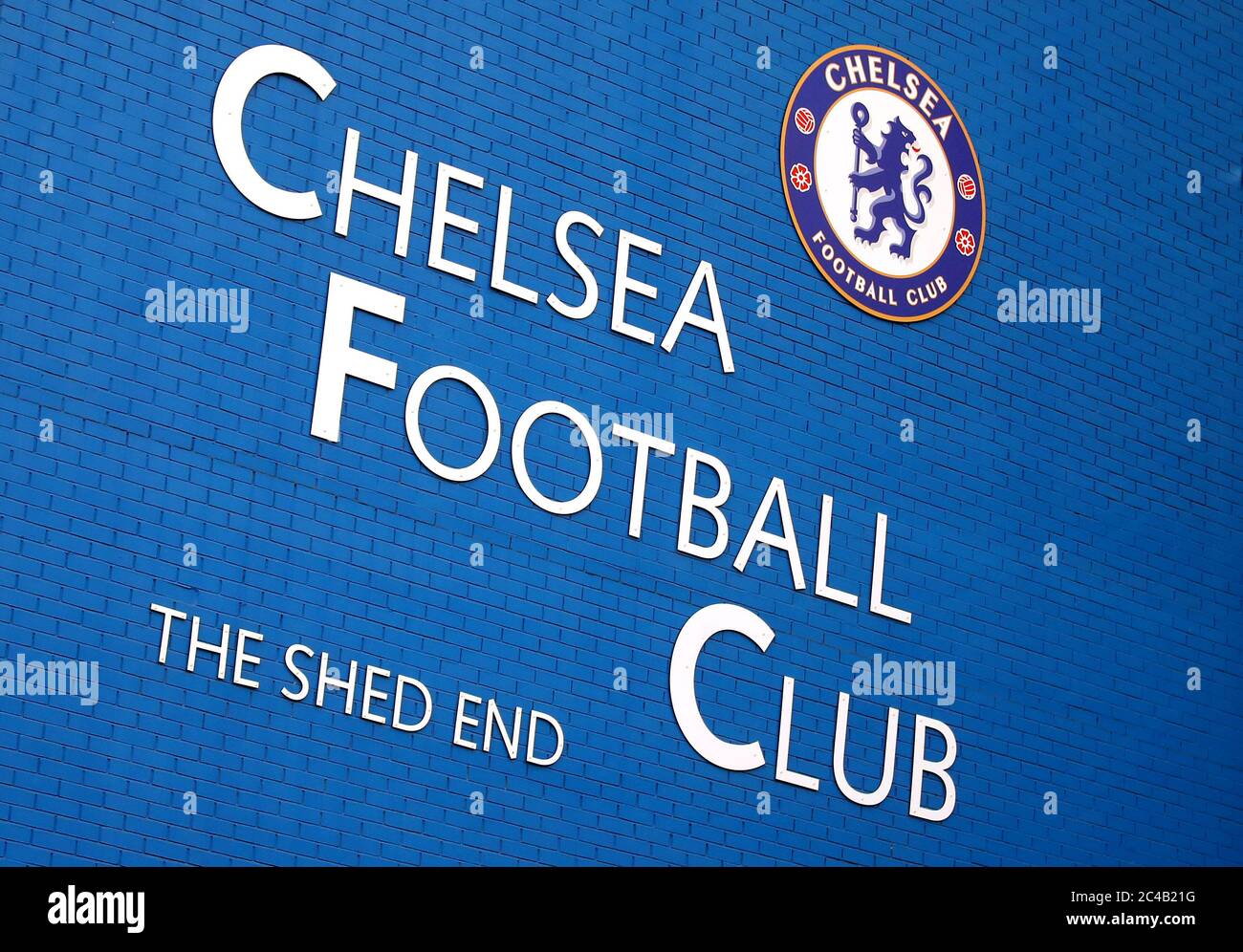 Chelsea Football Club, das Ende des Schuppen Brandwand vor dem Premier League Spiel in Stamford Bridge, London. Stockfoto