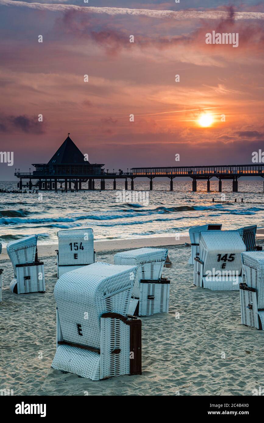 Pier Heringsdorf, Sonnenaufgänge, Badeort Heringsdorf, Insel Usedom, Mecklenburg-Vorpommern, Deutschland Stockfoto