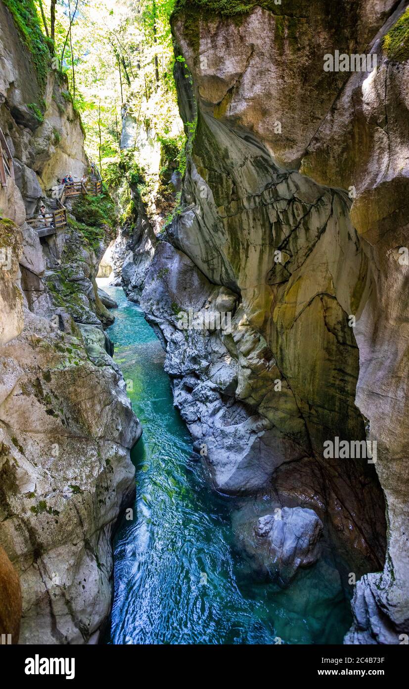 Kletteranlage in der dunklen Schlucht, Lammeroefen, Lammerklamm, Lammer, Scheffau, Tennengebirge, Salzburger Land, Land Salzburg, Österreich Stockfoto