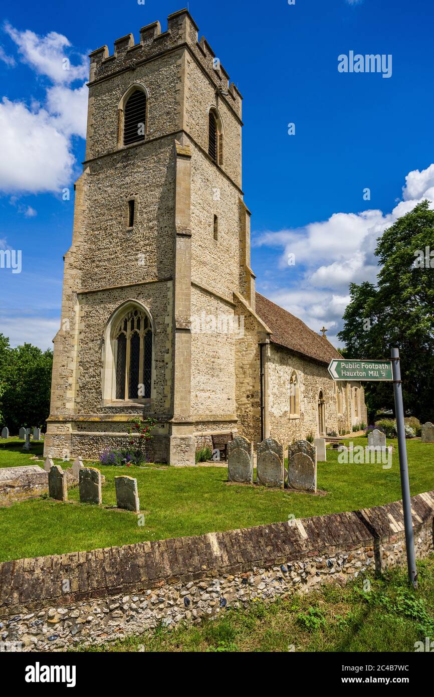 St. Edmund's Church Hauxton bei Cambridge, Großbritannien. Kultstätte aus dem 10., heutiges Gebäude stammt aus dem 12. Mit dem Turm, der um 15. Gebaut wurde. Klasse I. Stockfoto