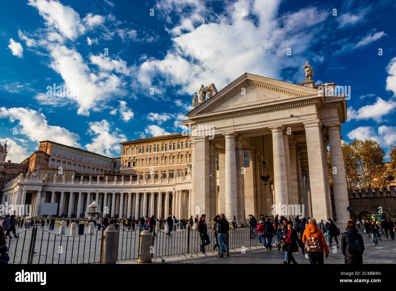 Petersdom Rom Skulptur Stockfotos Und bilder Kaufen Alamy