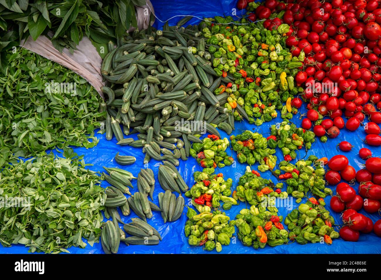Gemüse verkauft auf dem kpalime Markt, togo Stockfoto