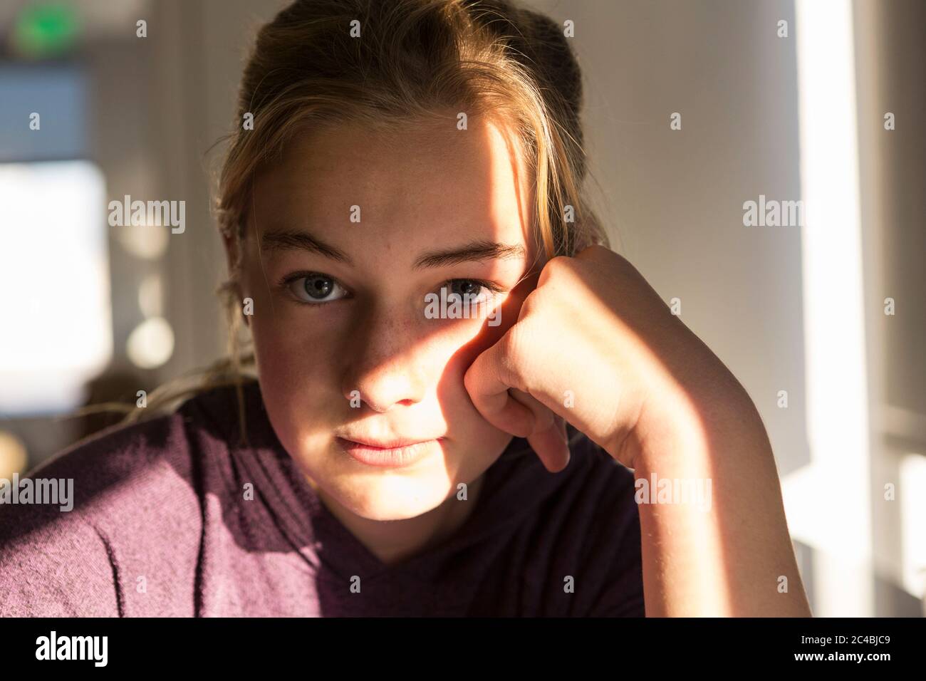 Porträt von 12 Jahre alten Mädchen Stockfoto