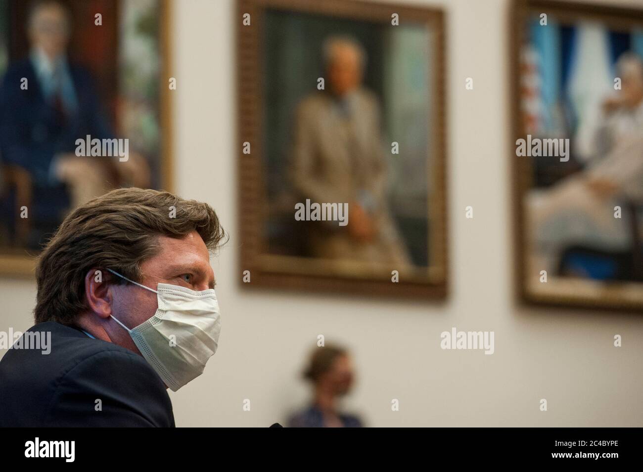 Jay Clayton, Vorsitzender der US-Börsenaufsichtsbehörde, bezeugt vor einer Anhörung des Ausschusses für Finanzdienstleistungen des Repräsentantenhauses mit dem Titel "Kapitalmärkte und Notkredite in der COVID-19-Ära" im Bürogebäude des Rayburn House auf dem Capitol Hill in Washington, DC., Donnerstag, 25. Juni 2020. Kredit: Rod Lampey/Pool via CNP - Nutzung weltweit Stockfoto