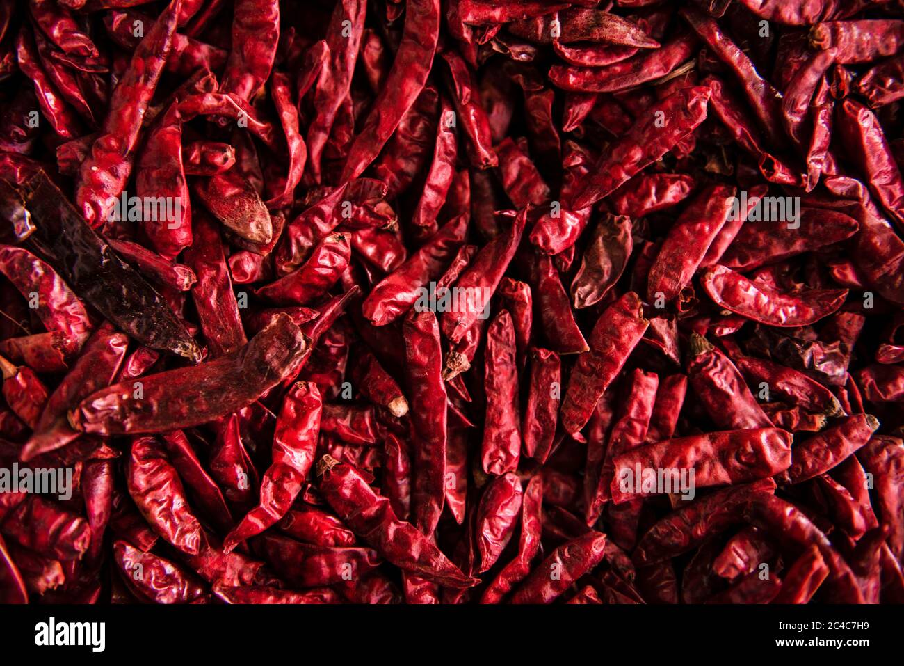 Getrocknete Chilischoten zum Verkauf auf dem Markt Stockfoto