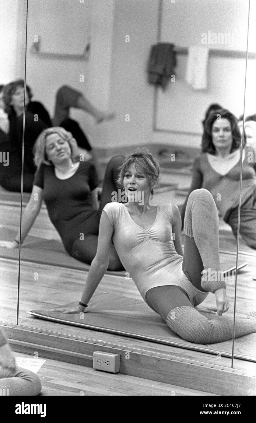 Jane Fonda führt einen Übungskurs bei Jane Fonda's Workout in Beverly Hills, ca. 1980 Stockfoto