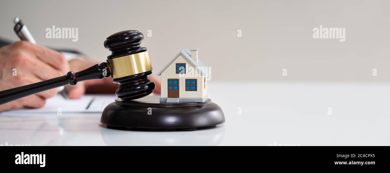 Immobilien Rechtsanwalt Und Haus Abschottung Gesetz Stockfoto