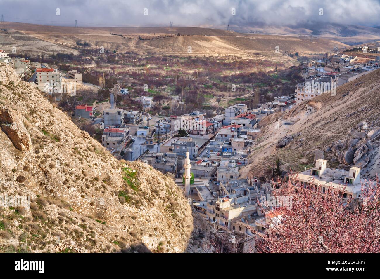 Maloula, Maalula, Dorf mit dem Kloster Mar Sarkis, St. Sergius auf dem Gipfel des Hügels, Syrien Stockfoto